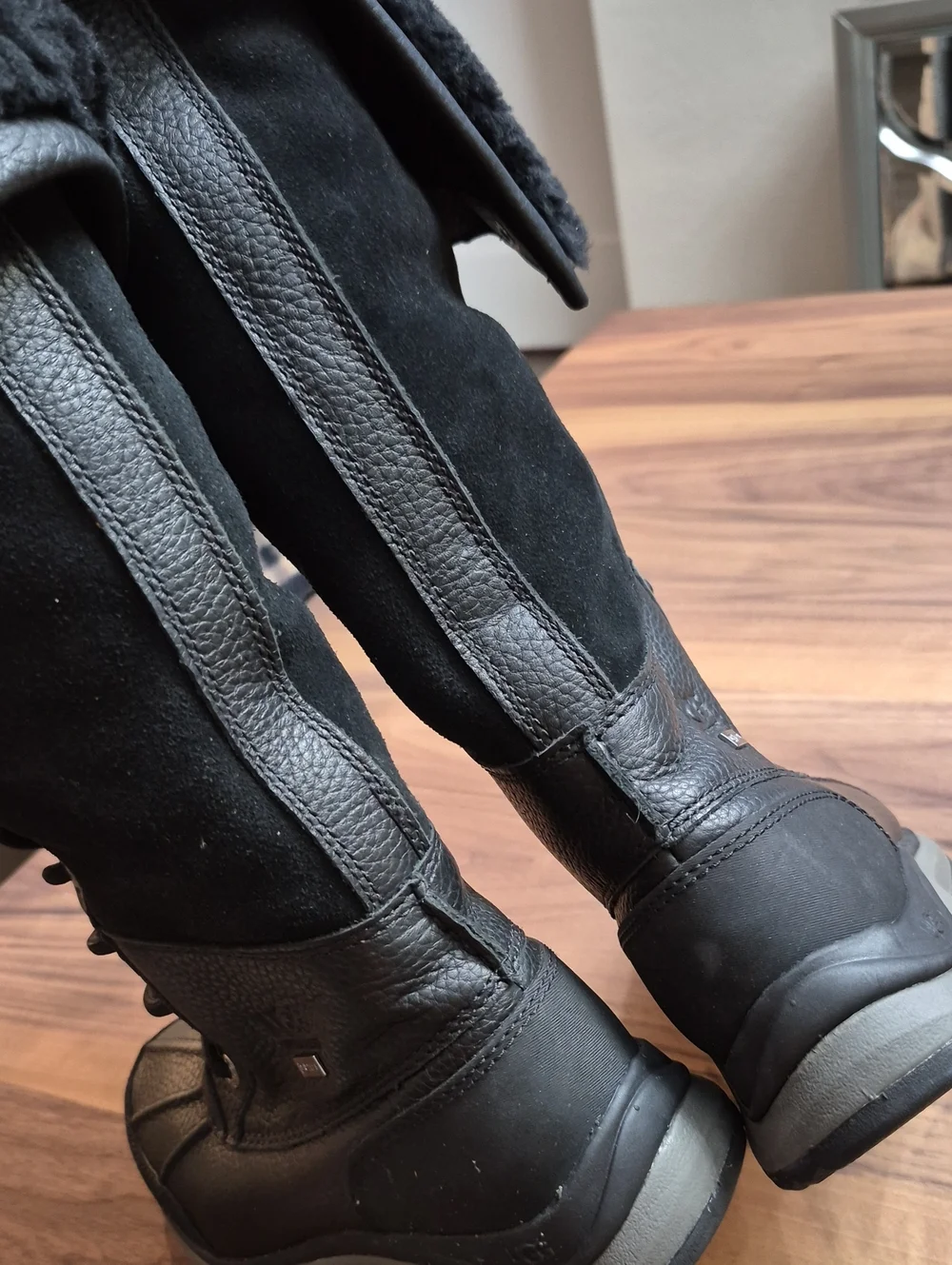 UGG Adirondack III Waterproof TALL BOOTS WOMEN'S SZ 5 $350